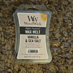 WoodWick Vanilla & Sea Salt Scented Wax Melt-New